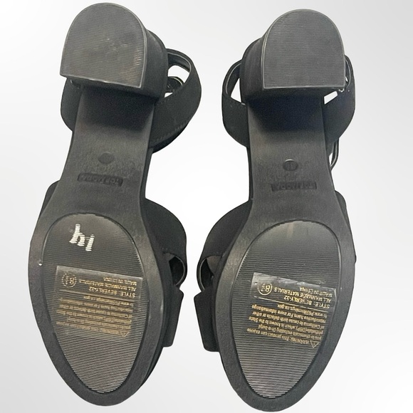 Top Moda Black Platform Block Heel Sandals with Ankle Strap - Picture 6 of 7